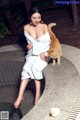 TouTiao 2017-08-20: Model Li Zi Xi (李梓 熙) (32 photos)